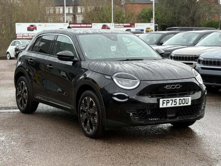 2025 Fiat 600 1.2 MHEV La Prima SUV 5dr Petrol Hybrid e-DCT Euro 6 (s/s) (136 ps) Automat SUV Hyb...