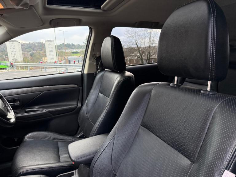 2013 Mitsubishi Outlander 2.2 DI-D GX4 5dr Auto ESTATE Diesel Automatic