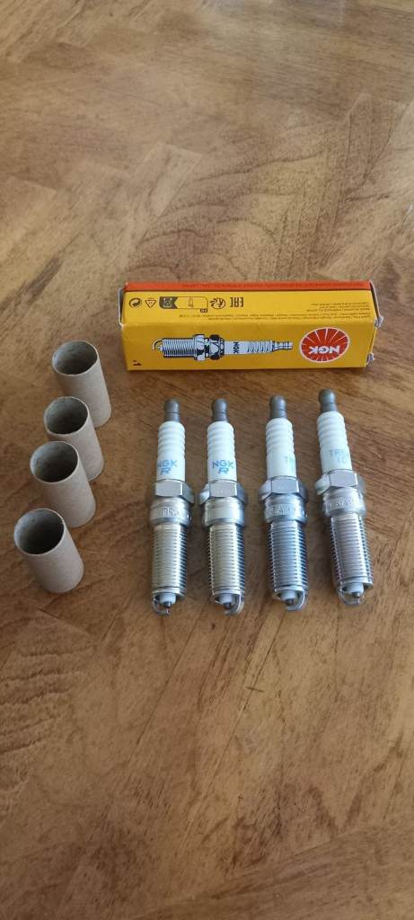 NGK TR5A-10 0005 spark plugs 