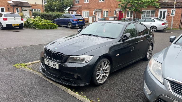 BMW, 3 SERIES, Saloon, 2011, Manual, 1995 (cc), 4 doors