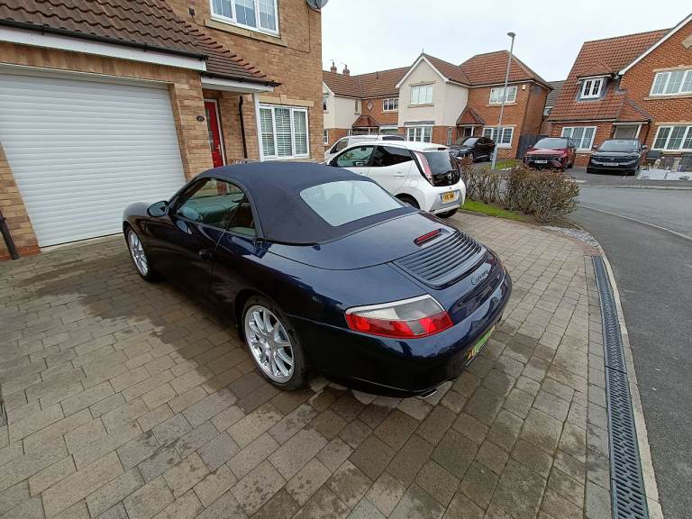 Porsche 911 (996) Carrera 2 3.4 tiptronic s convertible