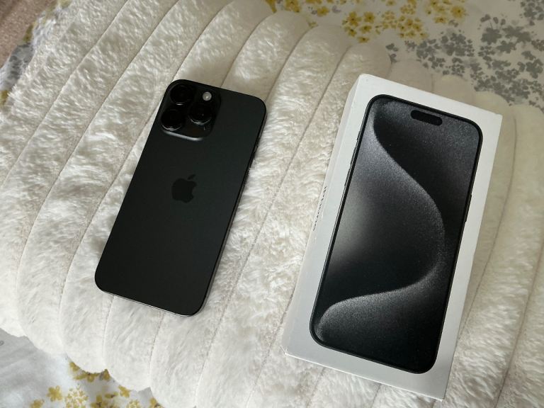 iPhone 15 pro max 256GB