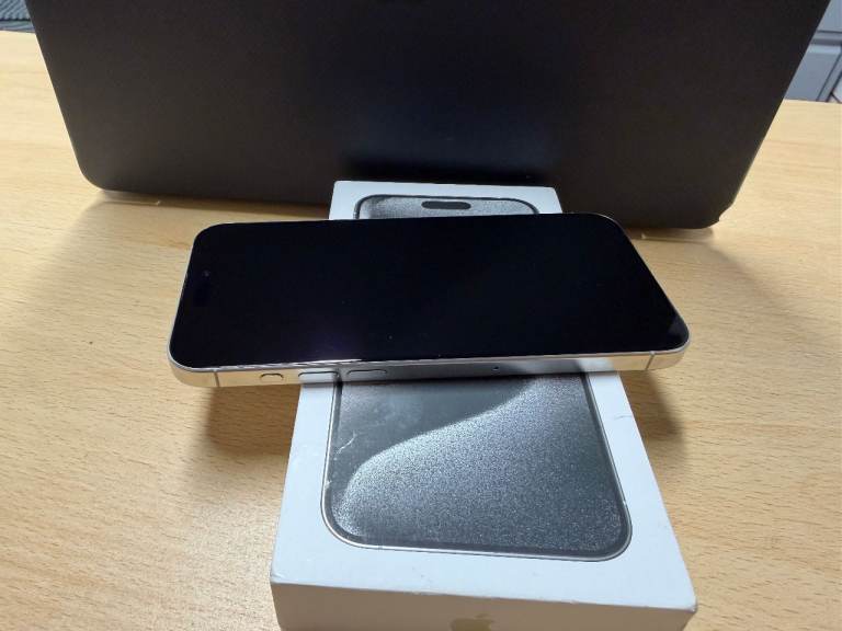 Apple iPhone 15 Pro Max 1TB White Titanium