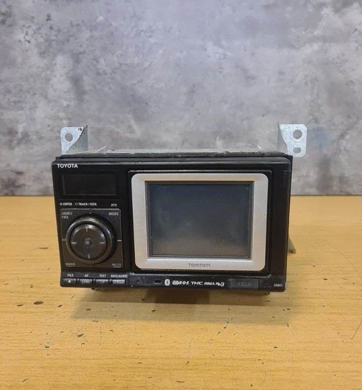Toyota Yaris Mk2 Radio Sat Nav Unit PZ422 00333 00.