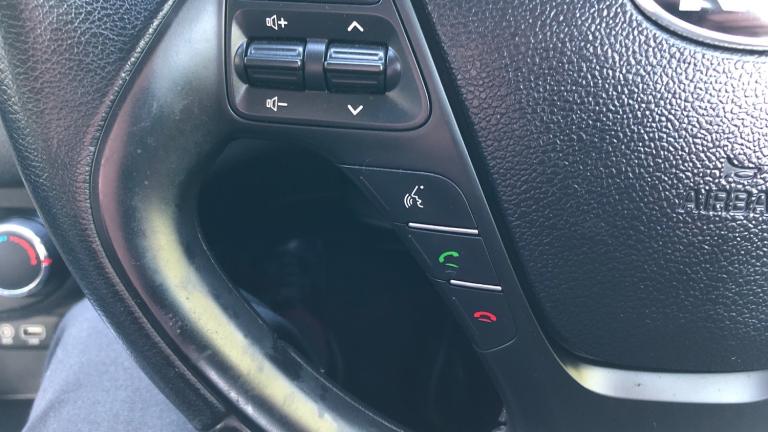 2017 Kia Ceed 1.6 CRDi ISG 2 5dr DCT Diesel Hatchback Hatchback Diesel Automatic