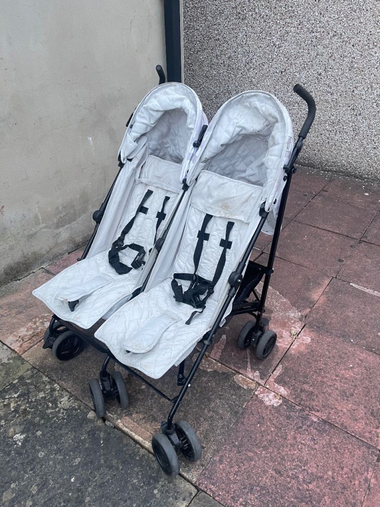 Double stroller 