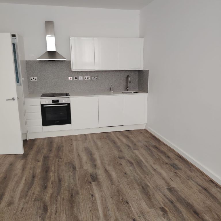 1&2 bed flats 
