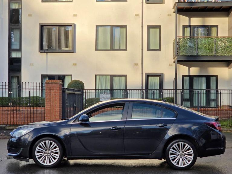 2013 Vauxhall Insignia 2.0 CDTi ecoFLEX Design Nav 5dr [Start Stop] HATCHBACK DIESEL Manual