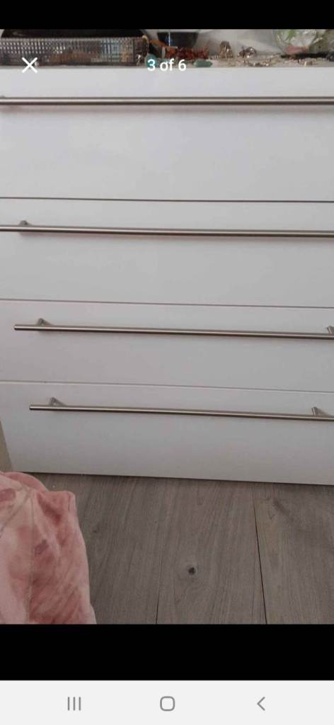 Various items household goods 