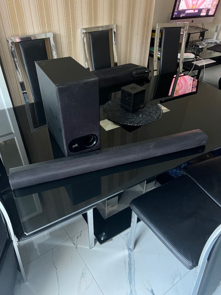 Polk American sound bar and wireless subwoofer 