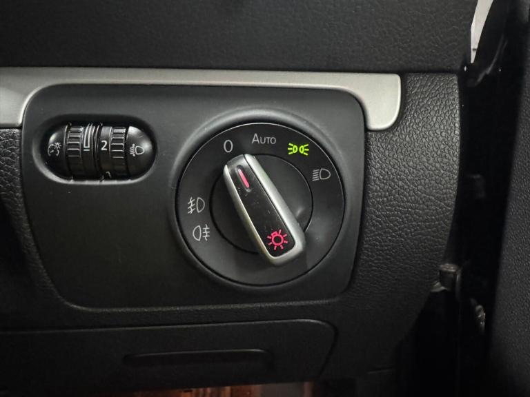 2012 Volkswagen Scirocco 2.0 TDi BlueMotion Tech GT 3dr [Nav/Leather] COUPE DIESEL Manual