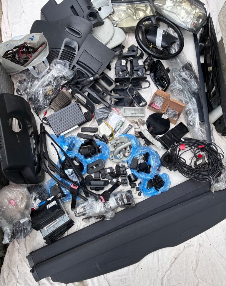 Seat Alhambra parts- everything to go together 