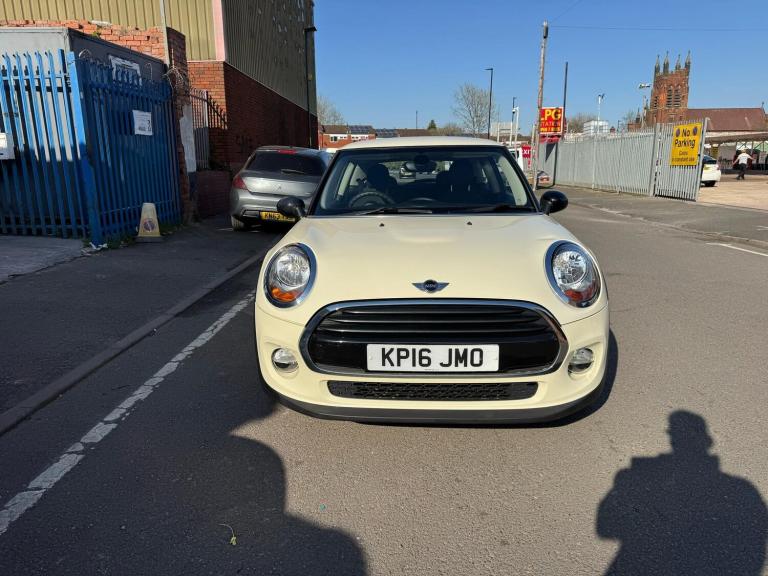 2016 MINI Hatch 1.5 Cooper 3dr HATCHBACK Petrol Manual
