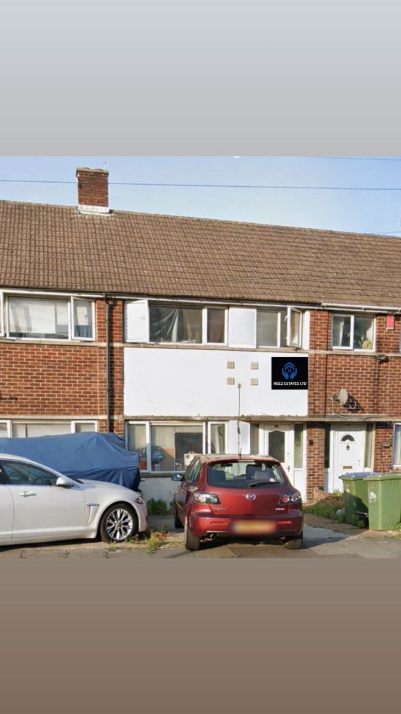 Rooms Available SO14