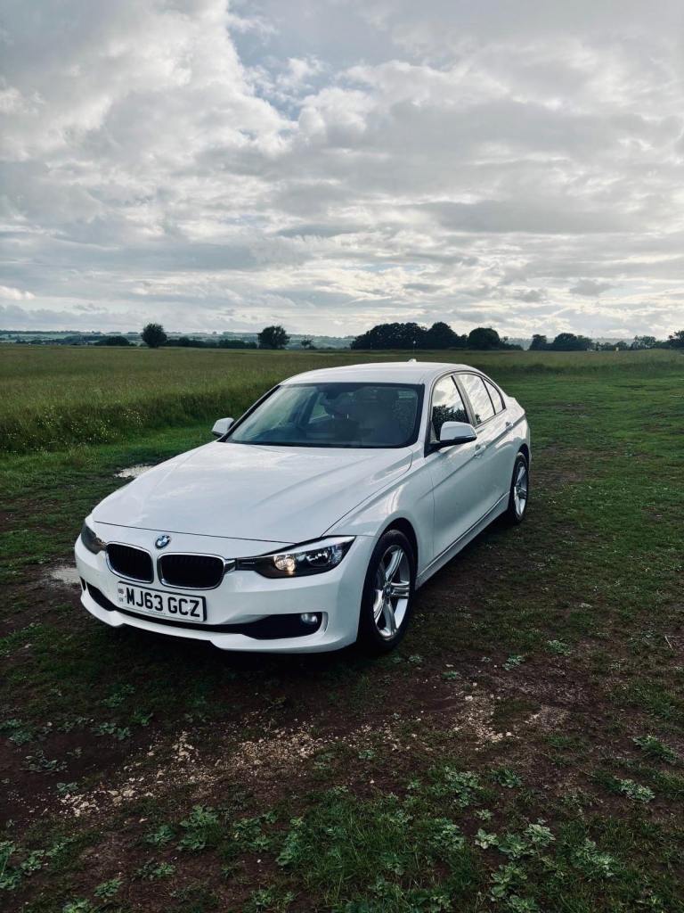 BMW, 3 SERIES, Saloon, 2013, Manual, 1995 (cc), 4 doors