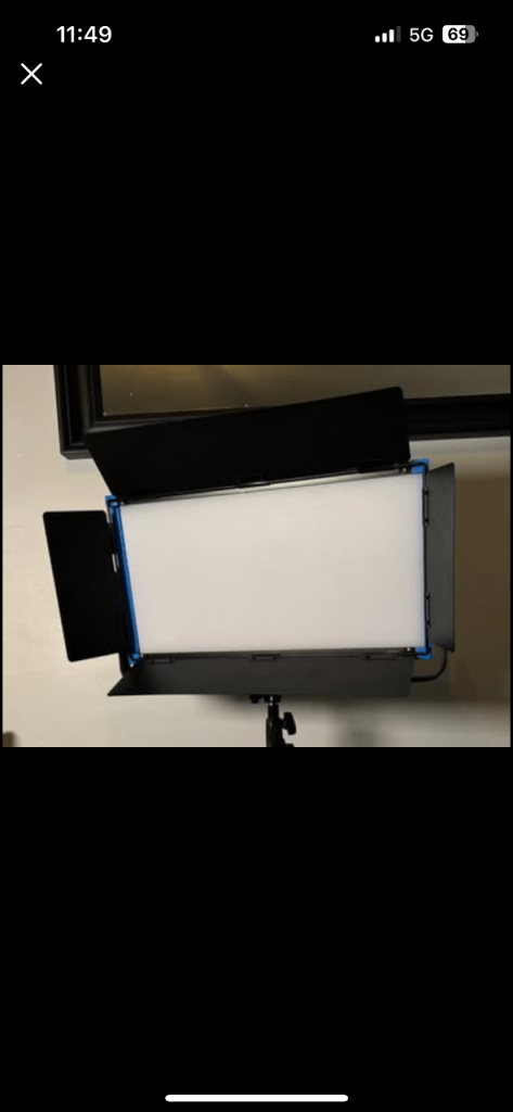 DRACAST DRKP2000B LED BI-COLOUR PANEL LIGHT WITH LIGHTWEIGHT STAND