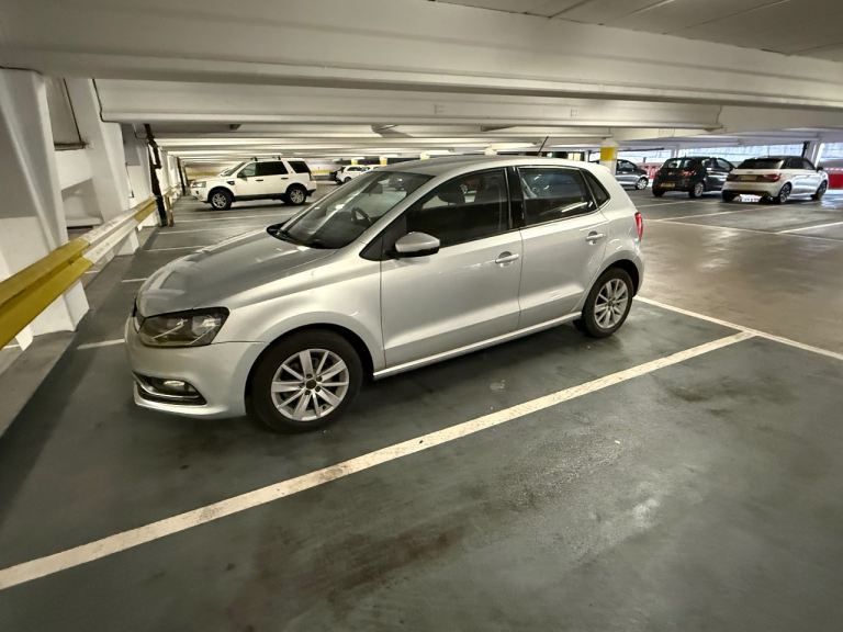 Volkswagen, POLO, Hatchback, 2015, Semi-Auto, 1197 (cc), 5 doors