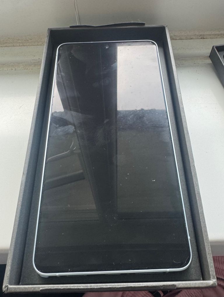 Samsung S24 Ultra Mobile Phone - Brand New, Blue