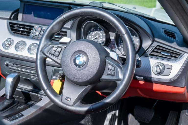 BMW, Z4, Convertible, 2011, Semi-Auto, 2996 (cc), 2 doors