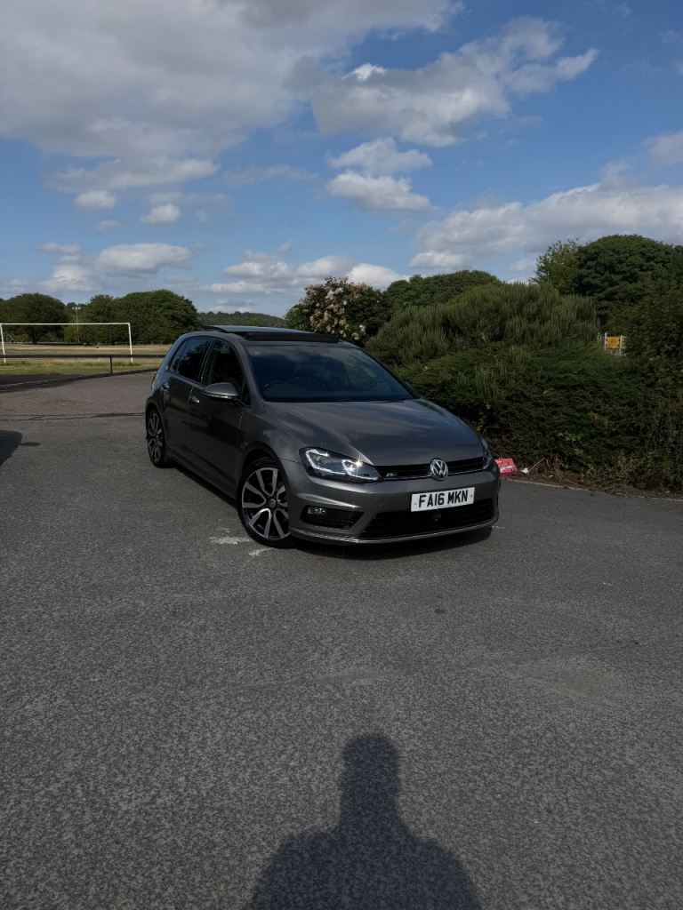 2016 Volkswagen Golf 1.4 TSI BlueMotion Tech ACT R-Line Edition Hatchback 5dr Petrol