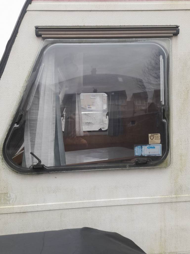 Old Adria caravan windows 
