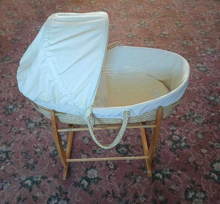Clair De Lune - Wicker Moses Basket Crib With Rocking Wooden Stand & Mattress