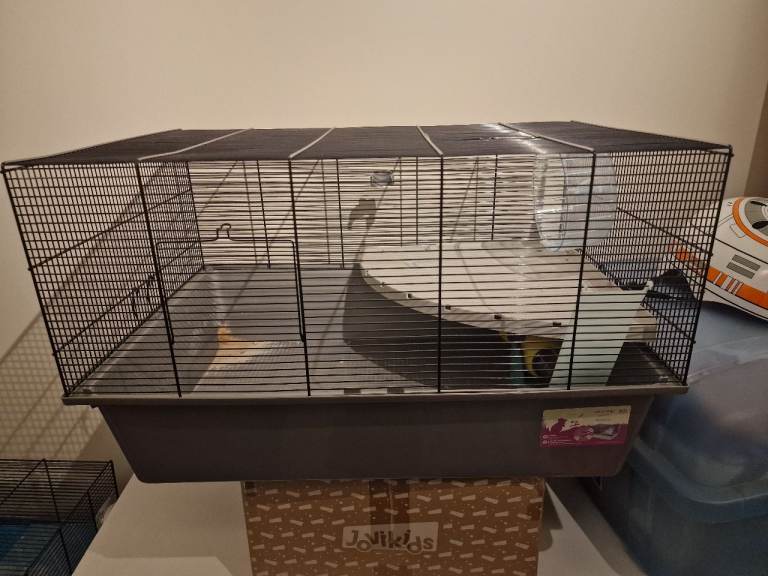 Hamster cage