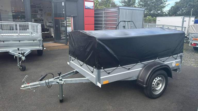 BRAND NEW 6FT X 4FT SINGLE AXLE TRAILER WITH FRAME AND COVER (50CM)