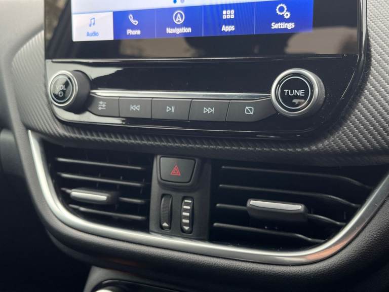 2022 Ford Puma 1.0 EcoBoost Hybrid mHEV ST-Line X 5dr Hatchback PETROL Manual