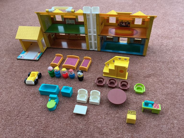 Vintage Fisher Price Play House Furniture & Figures.