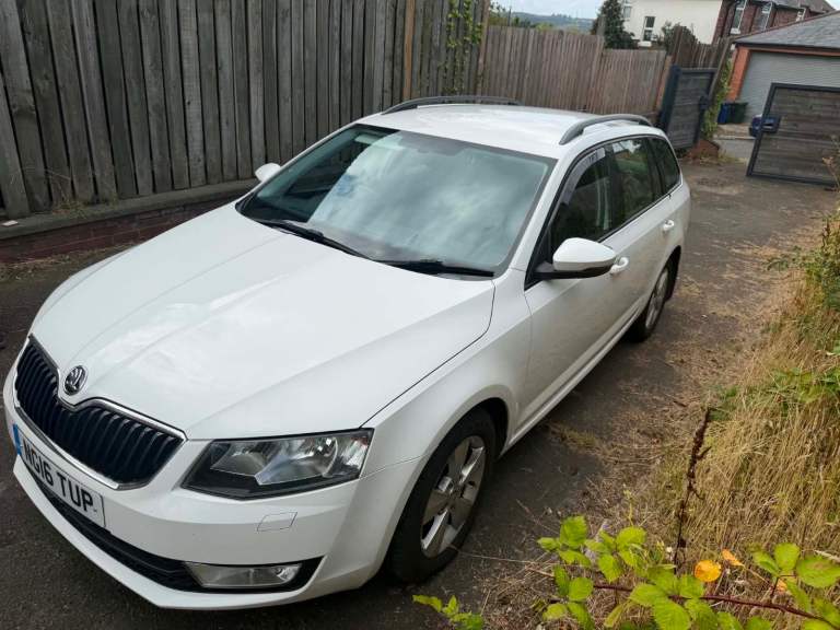 Skoda, OCTAVIA, Estate, 2016, Manual, 1968 (cc), 5 doors