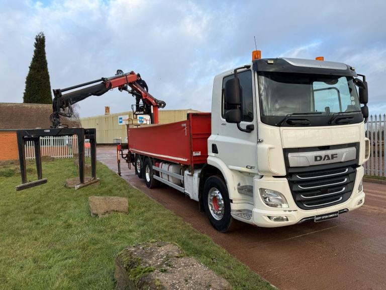 DAF CF 450 2018 (18) EURO 6 6X2 REAR LIFT STEER, FLAT BODY, SIDE CURTAINS, CRANE