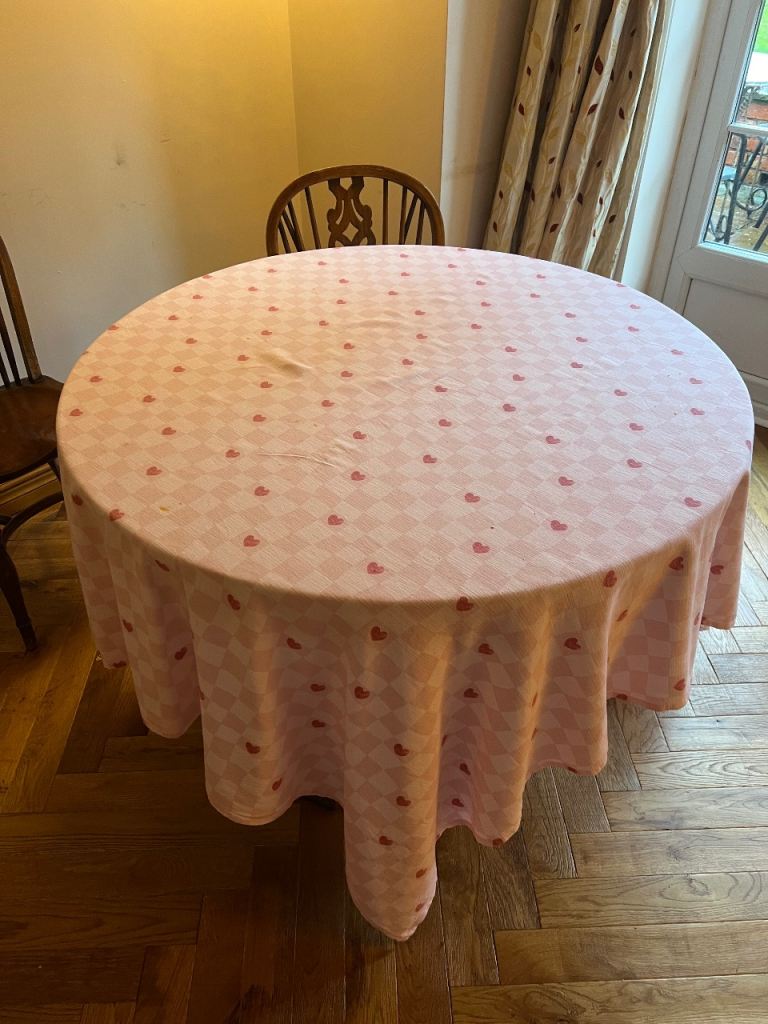 X2 pink check heart table clothes 