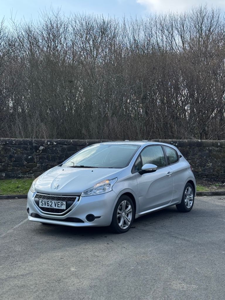 Low Miles Peugeot 208 