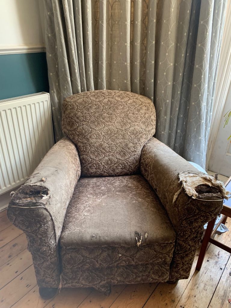 Armchair vintage 1930’s for upholstery 