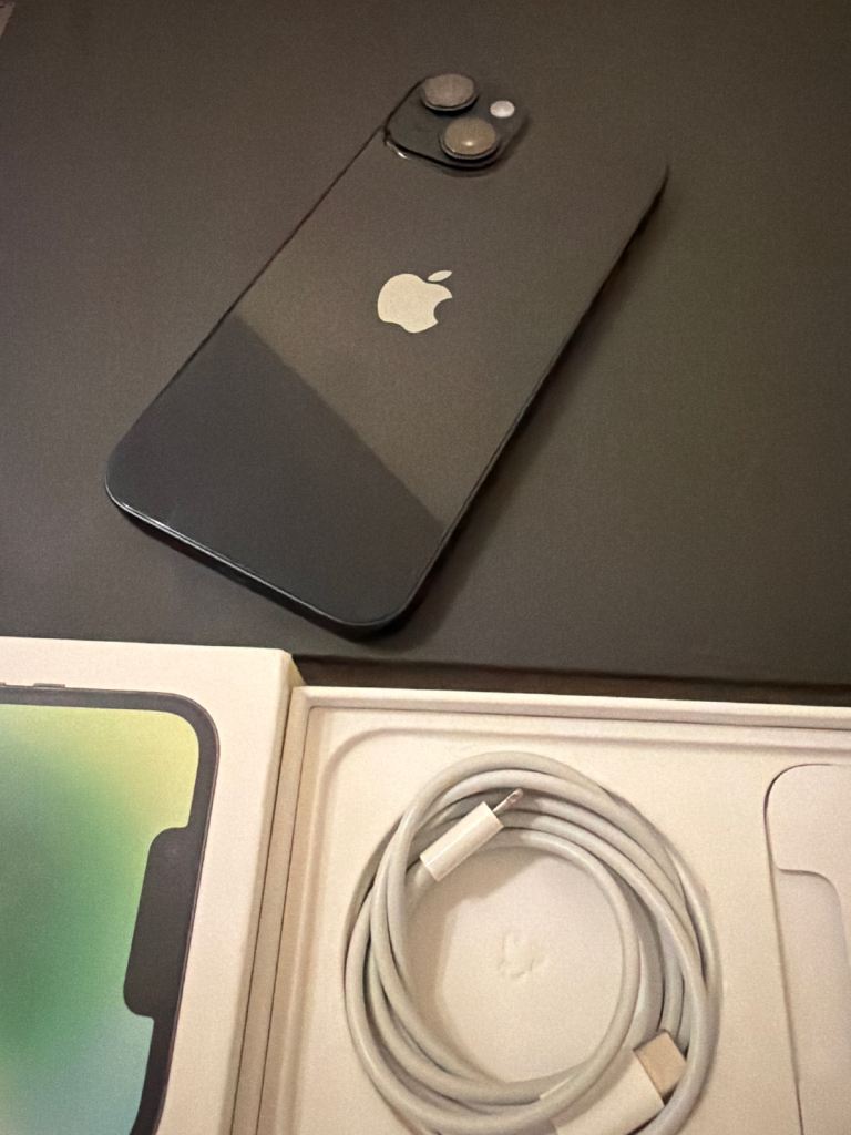 Apple iPhone 13 Black – Good Condition, with USB Cable