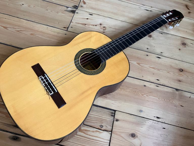 Raimundo Model 128 Spanish Classical Guitar Made in Spain Solid Spruce Top