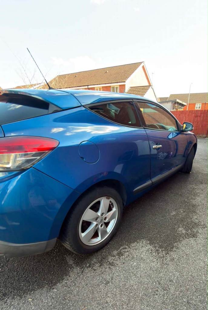 Renault, MEGANE, Coupe, 2010, Manual, 1461 (cc), 2 doors