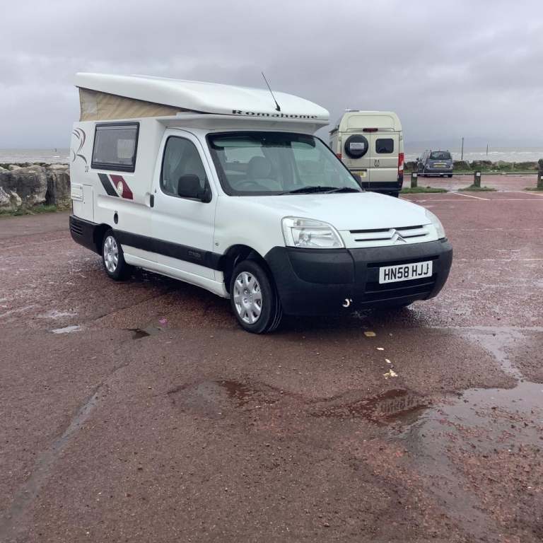 2008 (58) ROMAHOME R20 HYLO