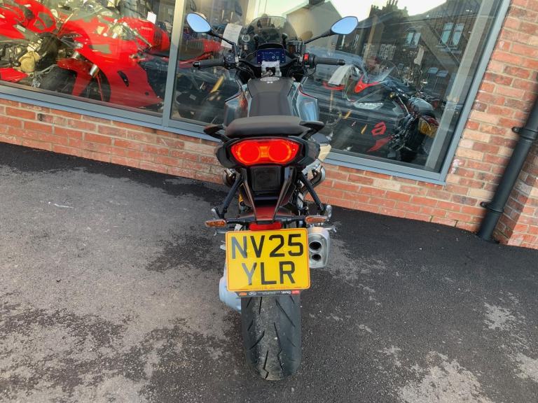 Moto Guzzi V100 Mandello S - 1268 miles - MOTO GUZZI WARRANTY UNTIL 21/07/27