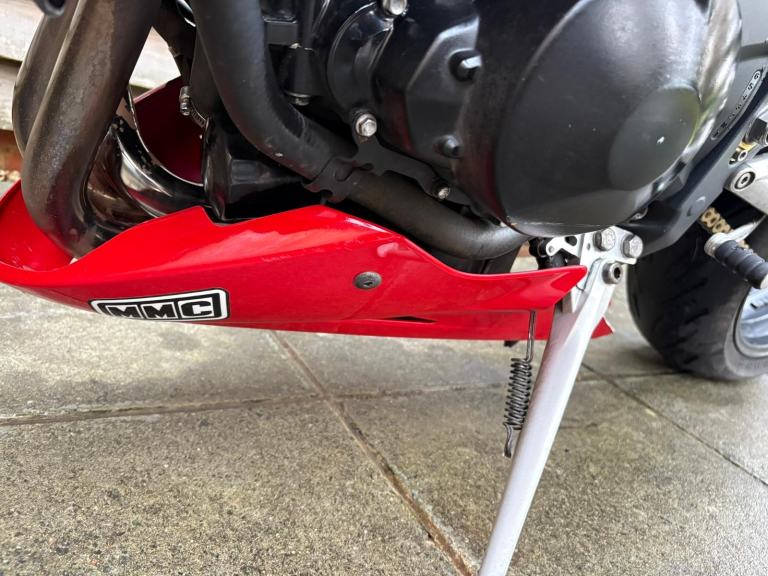 2011 // 11 Triumph Street Triple 675 £2800 Red 21813 miles.