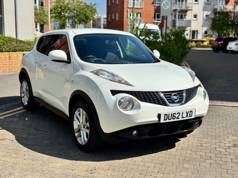 Nissan, JUKE, Hatchback, 2012, Manual, 1598 (cc), 5 doors