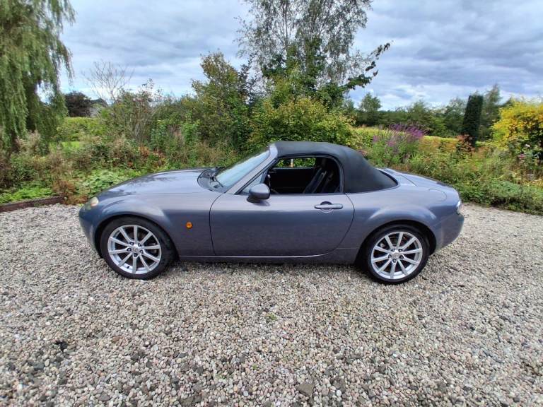 2007 Mazda MX-5, LOW Mileage, a years MOT