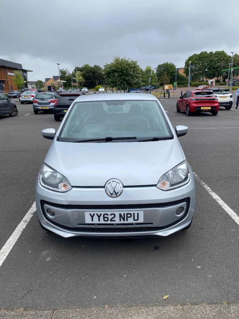 Volkswagen, UP, Hatchback, 2013, Manual, 999 (cc), 3 doors