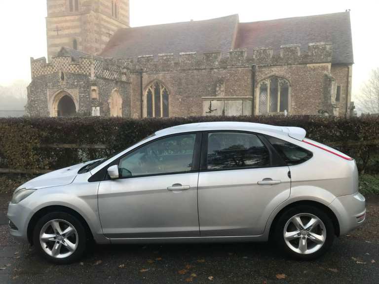 ULEZ FREE FORD FOCUS 1.6 ZETEC ONE OWNER SINCE 2016 MOT AND FULL SERVICE HISTORY