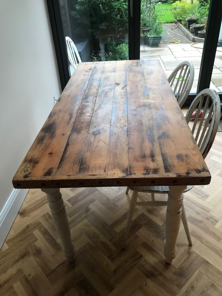 Dining table 