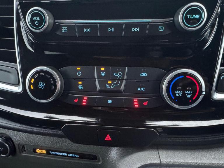 2019 Ford Transit Custom 2.0 EcoBlue 130ps Low Roof Limited Van Auto PANEL VAN DIESEL Automatic