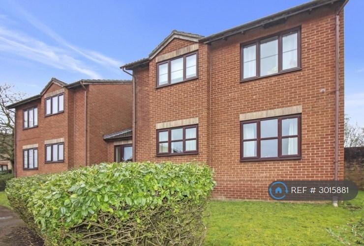 1 bedroom flat in Fairways Avenue, Coleford, GL16 (1 bed) (#3015881)