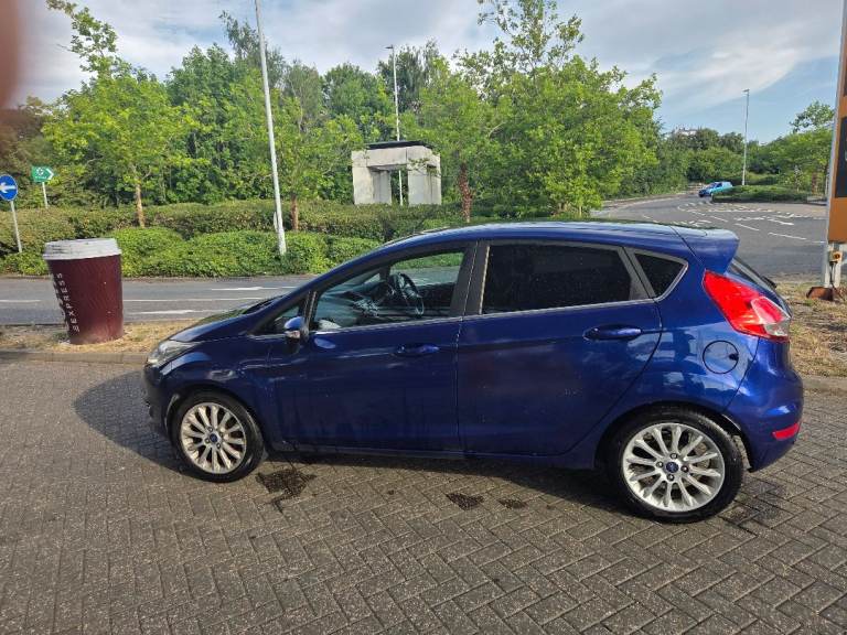 Ford, FIESTA, Hatchback, 2015, Manual, 998 (cc), 5 doors