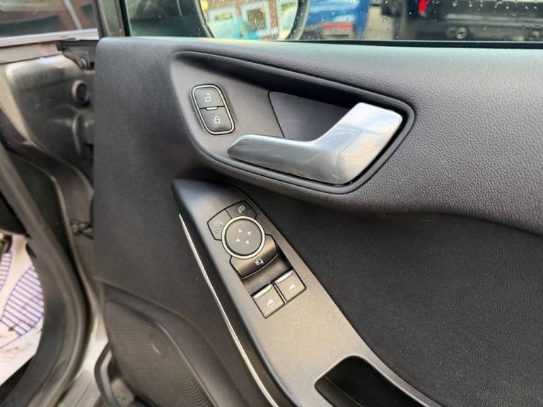 2018 Ford Fiesta 1.0T EcoBoost ST-Line X Hatchback 5dr Petrol Manual Euro 6 (s/s) (140 ps) Hatchb...